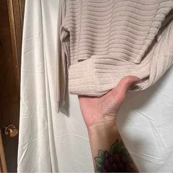 NWOT Cozy Cream Tiered Two Piece Knit Ribbed Sweater Dress Set Cropped SOFT - Picture 10 of 13